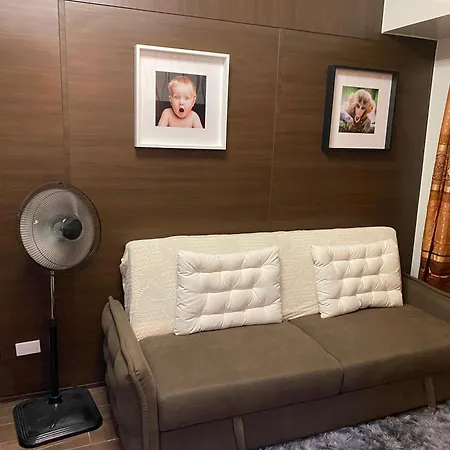 Bed and Breakfast Makati Air Luxury Package - Laugh Sleep Brunch Surf 300 Mbps Fast